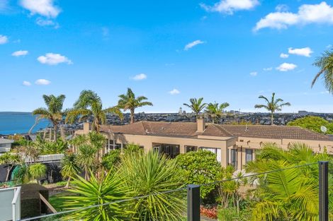 Photo of property in 1/64 Seaview Road, Castor Bay, Auckland, 0620