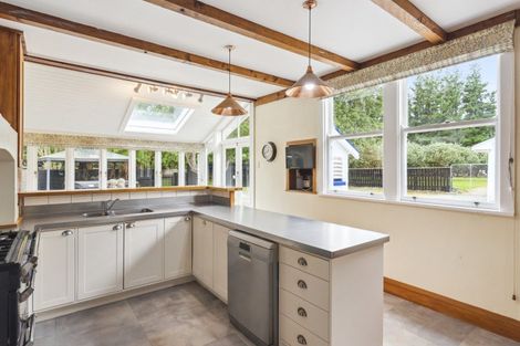 Photo of property in 108 State Highway 57, Levin, 5510