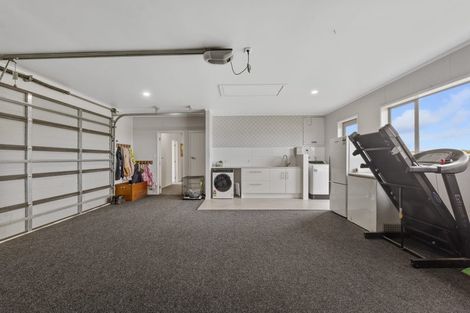 Photo of property in 20 Larlin Drive, Hawera, 4675