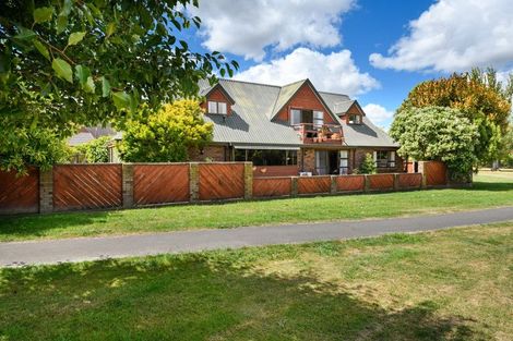 Photo of property in 91 Waterloo Crescent, Hokowhitu, Palmerston North, 4410