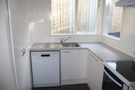 Photo of property in 2/119 Nile Road, Milford, Auckland, 0620