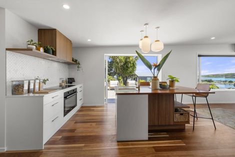 Photo of property in 18 Upper Bow Street, Raglan, 3225