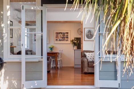 Photo of property in 25 Clifton Terrace, Brookfield, Tauranga, 3110