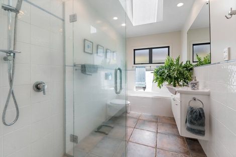 Photo of property in 5 Mclean Street, Glenholme, Rotorua, 3010