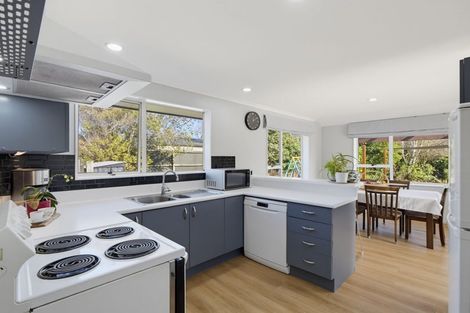 Photo of property in 5a Woodgrove Avenue, North New Brighton, Christchurch, 8083