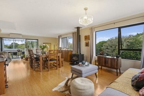 Photo of property in 298 Te Moana Road, Waikanae, 5036