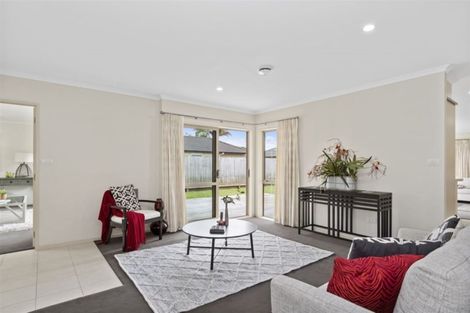 Photo of property in 647 Gloucester Road, Papamoa Beach, Papamoa, 3118