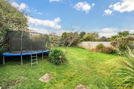 Photo of property in 6 Onehuka Road, Tirohanga, Lower Hutt, 5010
