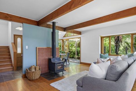 Photo of property in 135 Main Road, Allandale, Governors Bay, 8971