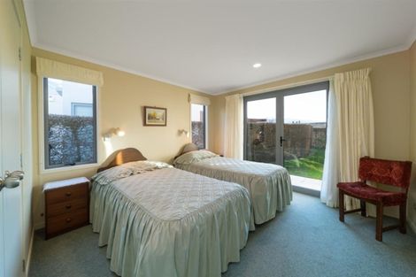 Photo of property in 9 Meadowbrook Place, Wanaka, 9305