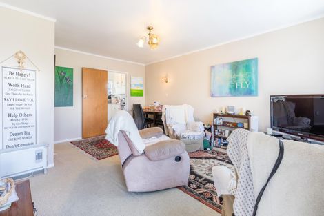 Photo of property in 4/477 Mount Albert Road, Mount Roskill, Auckland, 1042