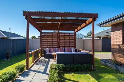 Photo of property in 10 Kura Place, Mosgiel, 9024