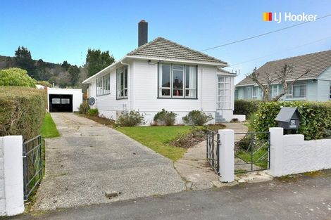 Photo of property in 42 Balmain Street, Halfway Bush, Dunedin, 9010