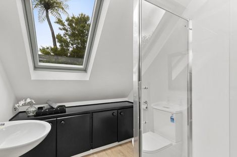 Photo of property in 51 Simla Crescent, Khandallah, Wellington, 6035