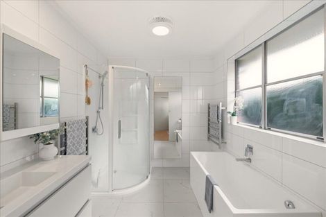 Photo of property in 13 Tirinui Crest Road, Otumoetai, Tauranga, 3110