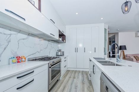 Photo of property in 20c Duke Street, Riverhead, 0820