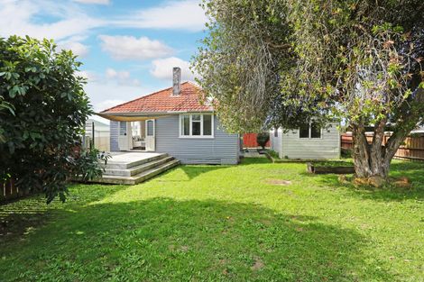 Photo of property in 20 Church Street, Tuakau, 2121