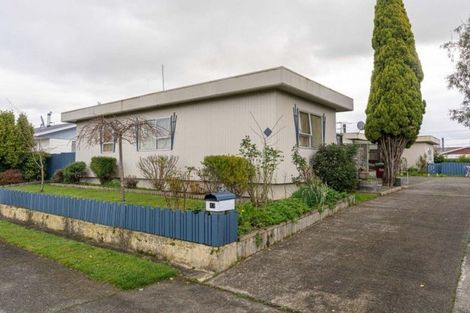 Photo of property in 17 Stout Street, Masterton, 5810