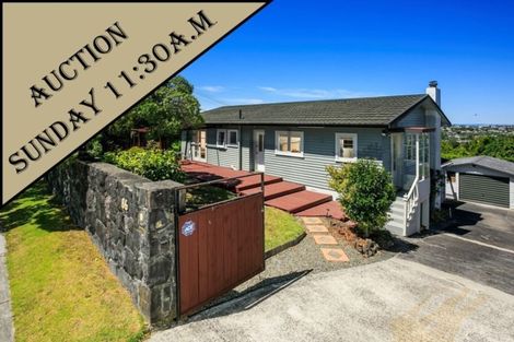 Photo of property in 86 Carlisle Road, Browns Bay, Auckland, 0632