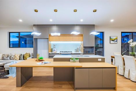 Photo of property in 10 Monte Cristal Avenue, Swanson, Auckland, 0614