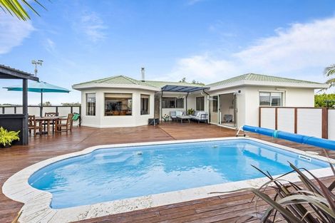 Photo of property in 4 Farnell Place, Gulf Harbour, Whangaparaoa, 0930