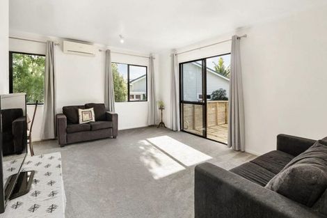 Photo of property in 5 Myrtle Street, Morningside, Auckland, 1022