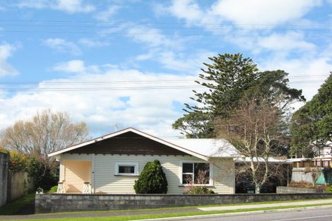 Photo of property in 83 Paynters Avenue, Strandon, New Plymouth, 4312