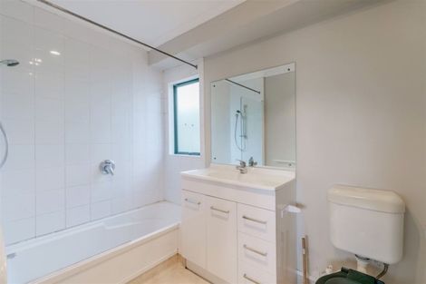 Photo of property in 189 Waimumu Road, Massey, Auckland, 0614