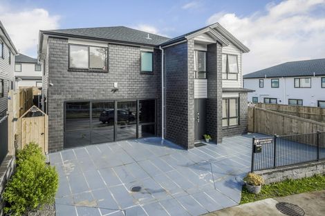 Photo of property in 46 Tannaghmore Drive, Flat Bush, Auckland, 2019