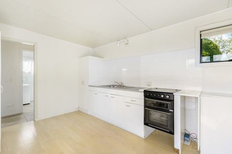 Photo of property in 98 Hanham Road, Kumeu, 0891