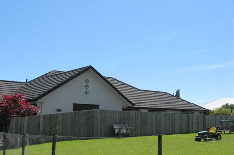 Photo of property in 6 Sterling Way, Stoke, Nelson, 7011