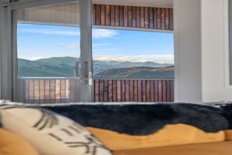 Photo of property in 7 Tuke Lane, Wanaka, 9305
