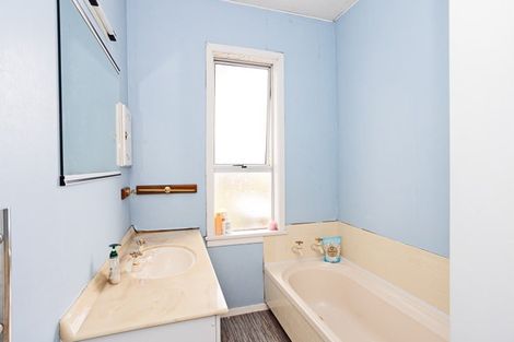 Photo of property in 787 Queens Drive, Waikiwi, Invercargill, 9810