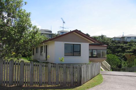 Photo of property in 23 Ian Sage Avenue, Torbay, Auckland, 0630