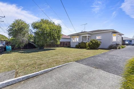 Photo of property in 1/135 Shakespeare Road, Milford, Auckland, 0620