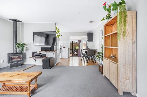 Photo of property in 64 Pelorus Street, Glenview, Hamilton, 3206