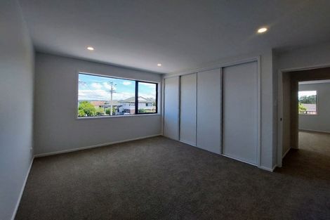 Photo of property in 1/122a Bucklands Beach Road, Bucklands Beach, Auckland, 2012