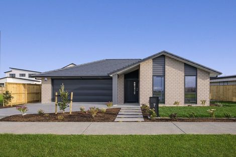 Photo of property in 7 Kaitiaki Drive, Clarks Beach, 2122