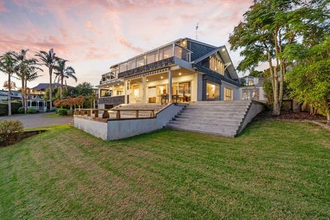 Photo of property in 819 Whangaparaoa Road, Manly, Whangaparaoa, 0930