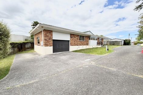 Photo of property in 5/16 Duncan Avenue, Te Atatu South, Auckland, 0610