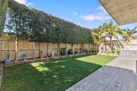 Photo of property in 1/7 Elizabeth Street, Orewa, 0931