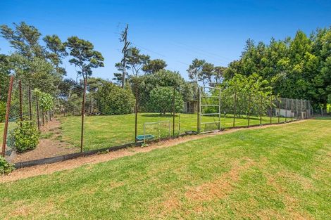 Photo of property in 786 South Head Road, South Head, Helensville, 0874