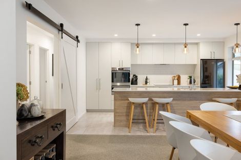 Photo of property in 5 Hanlow Place, Pyes Pa, Tauranga, 3112