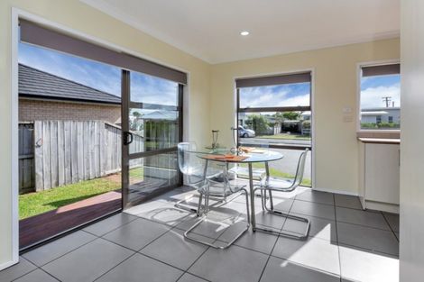 Photo of property in 1 Resolution Place, One Tree Point, 0118