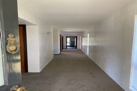 Photo of property in 70 Nimmo Avenue East, Waikanae, 5036