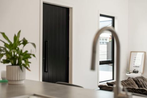 Photo of property in 17a Bullar Street, Grasmere, Invercargill, 9810