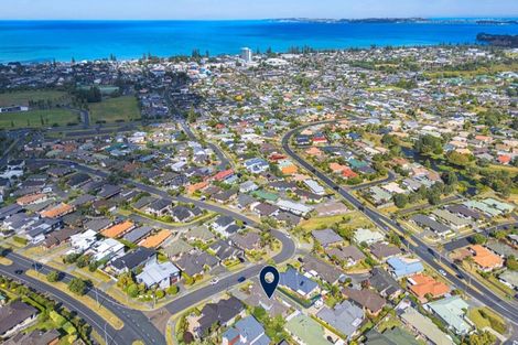 Photo of property in 63 Chesterfield Way, Orewa, 0931