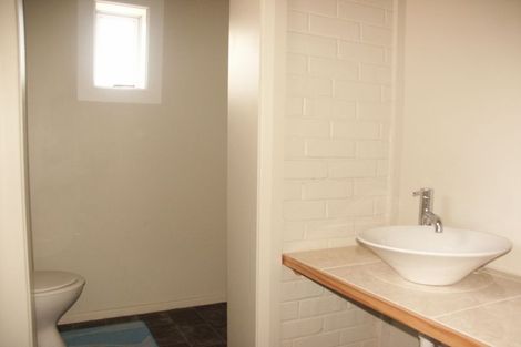 Photo of property in 58 Middleton Road, Kew, Dunedin, 9012