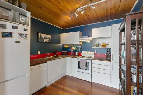 Photo of property in Courtenay Mews Apartments, 2/14 Alpha Street, Te Aro, Wellington, 6011