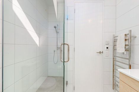 Photo of property in 4b Armour Avenue, Mount Victoria, Wellington, 6011